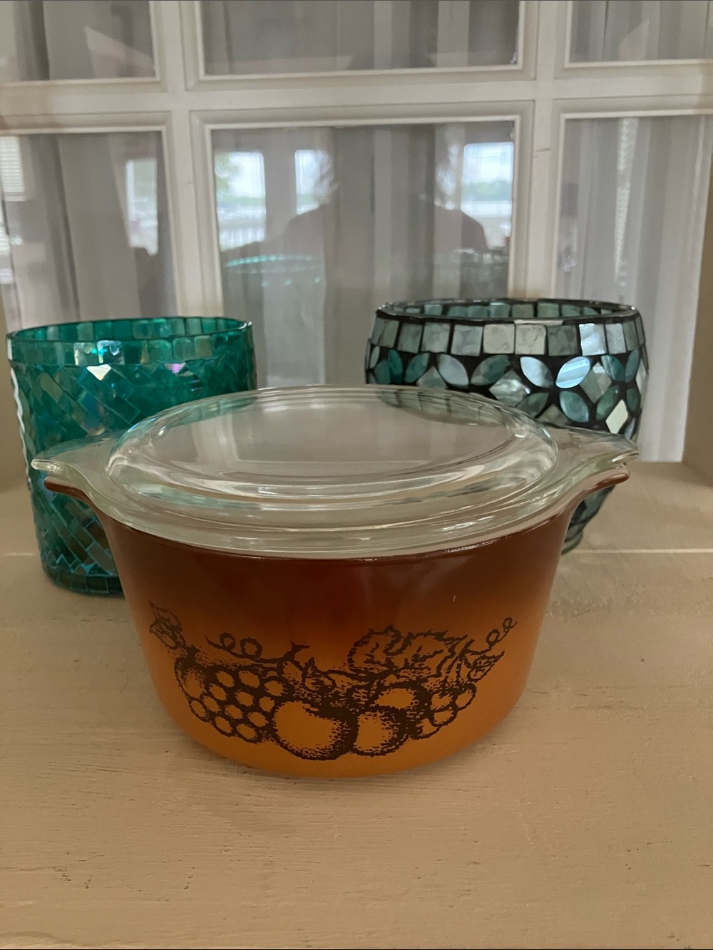 1970’s Pyrex Casserole & Lid, “Old Orchard”  1 Quart #473  Ovenware